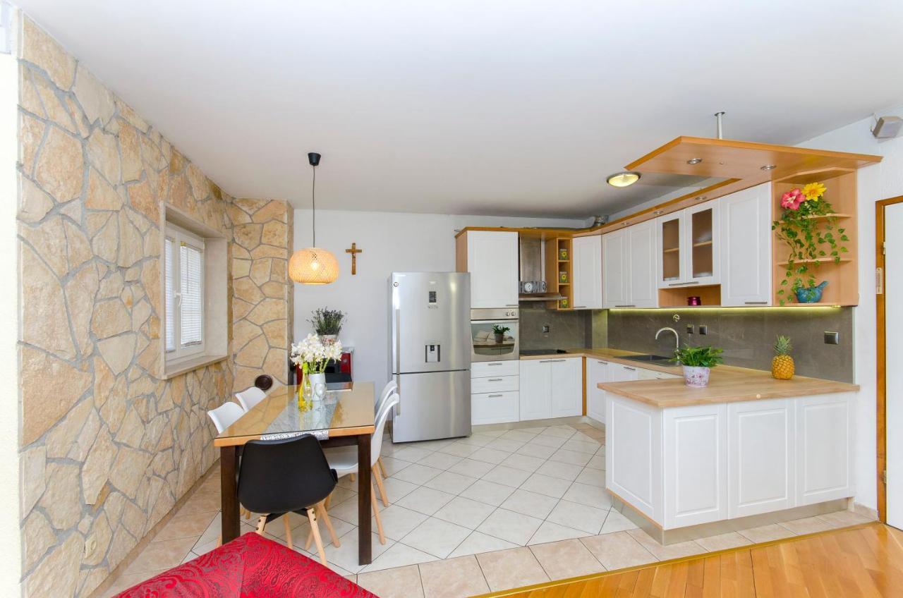 Fima Centar Stobrec Apartamento Split Exterior foto