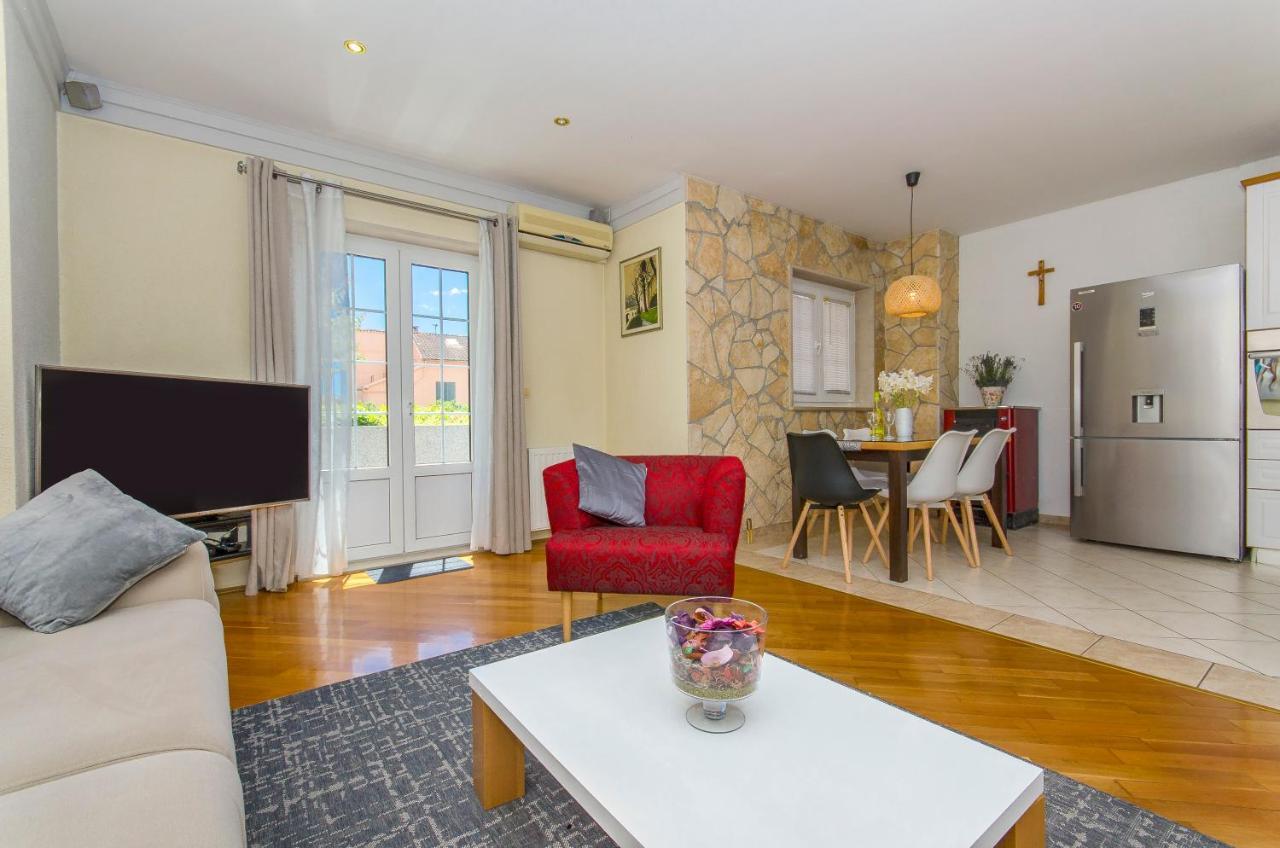 Fima Centar Stobrec Apartamento Split Exterior foto